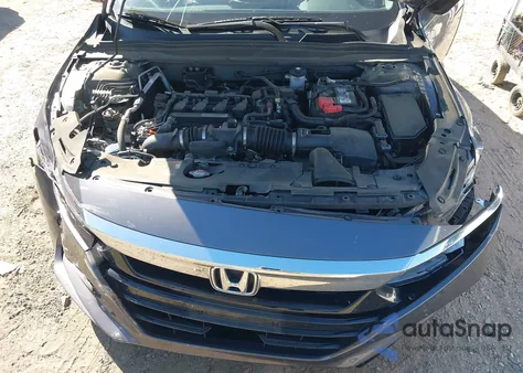2018 Honda Accord Ex-L z USA, uszkodzony, nr VIN 1HGCV1F5XJA245523